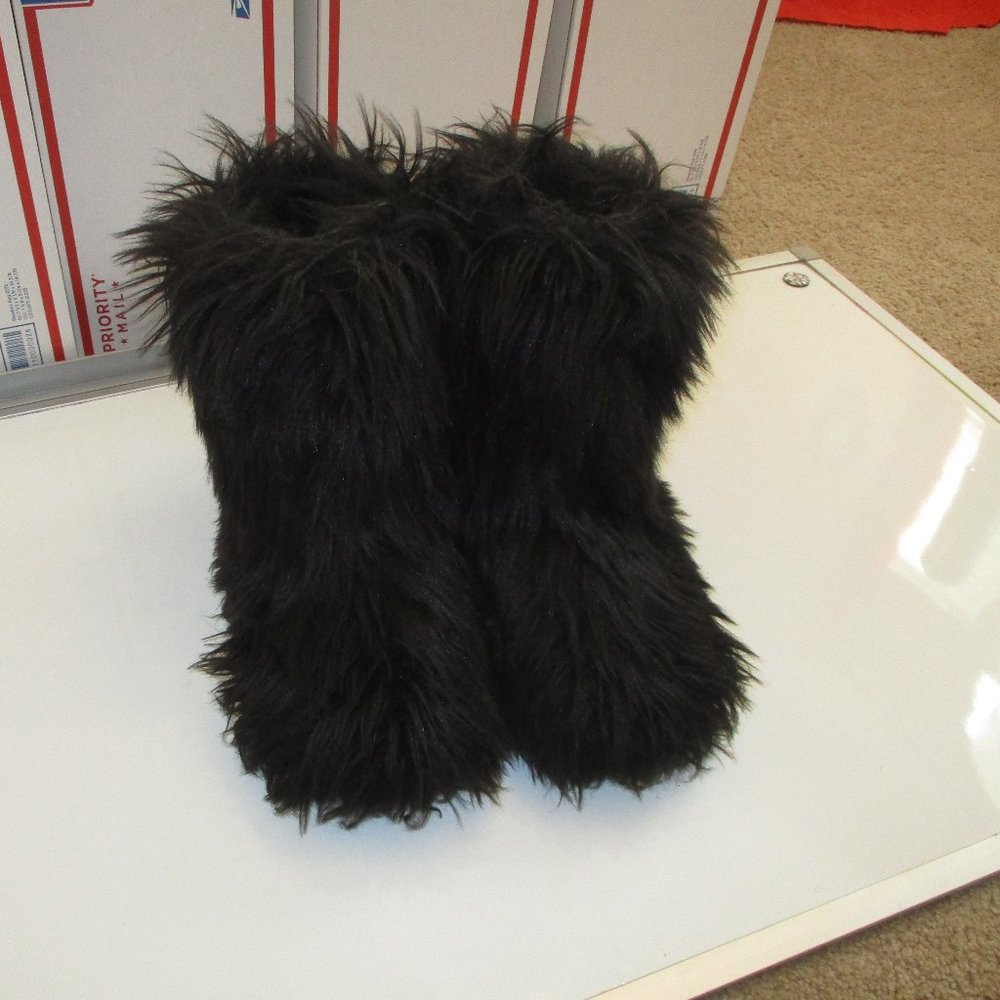 furry boots